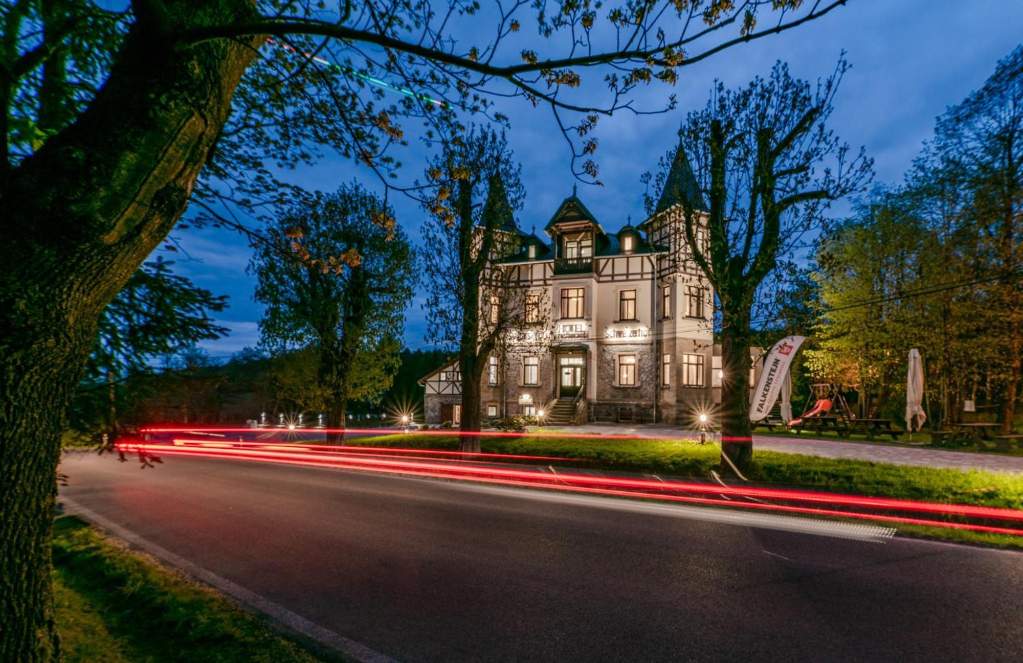 Hotel Svycarsky Dum Sneznik 外观 照片